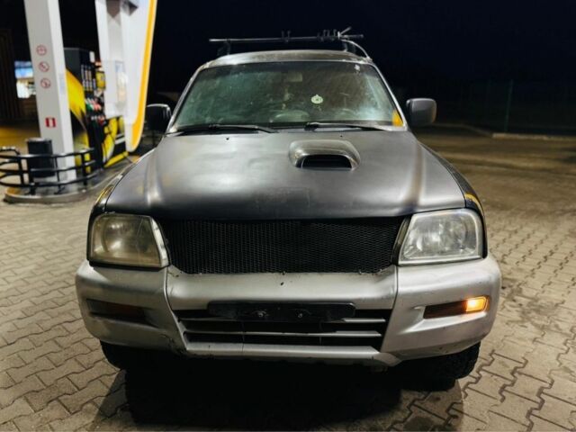 Зеленый Мицубиси Л 200, объемом двигателя 0 л и пробегом 130 тыс. км за 4500 $, фото 1 на Automoto.ua