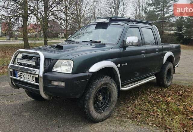 Зеленый Мицубиси Л 200, объемом двигателя 2.5 л и пробегом 264 тыс. км за 5537 $, фото 17 на Automoto.ua