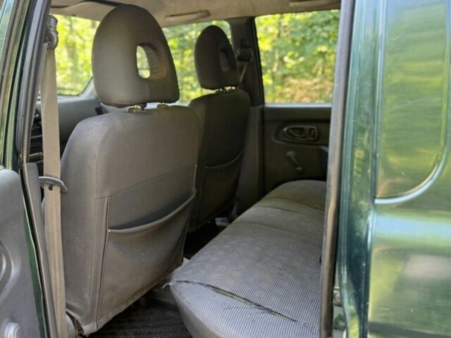 Зелений Міцубісі Л 200, об'ємом двигуна 2.5 л та пробігом 333 тис. км за 4999 $, фото 3 на Automoto.ua