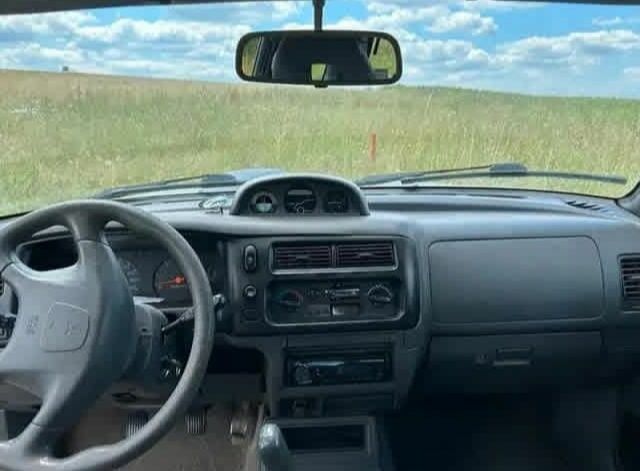 Зелений Міцубісі Л 200, об'ємом двигуна 2.5 л та пробігом 286 тис. км за 2700 $, фото 7 на Automoto.ua