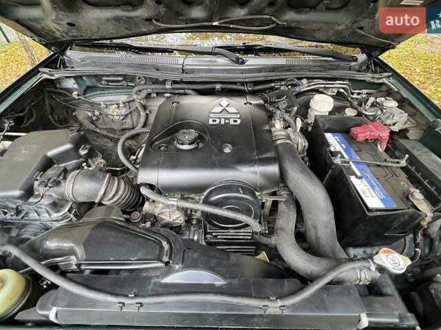 Мицубиси Л 200 2007 в Одессе на Automoto.ua Зеленый Мицубиси Л 200, объемом двигателя 2.5 л и пробегом 132 тыс. км за 12500 $, фото 7 на Automoto.ua