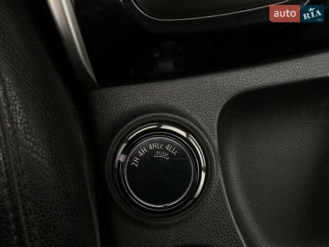Зелений Міцубісі Л 200, об'ємом двигуна 2.44 л та пробігом 292 тис. км за 21499 $, фото 11 на Automoto.ua
