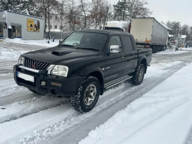 Зелений Міцубісі Л 200, об'ємом двигуна 0 л та пробігом 231 тис. км за 5484 $, фото 6 на Automoto.ua