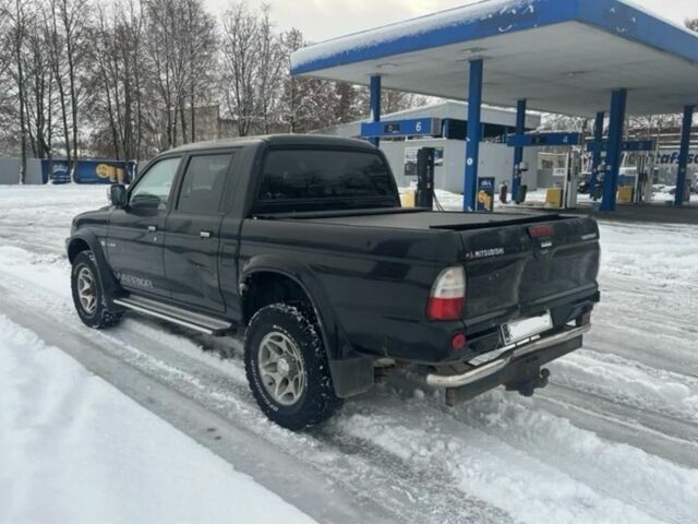 Зелений Міцубісі Л 200, об'ємом двигуна 0 л та пробігом 231 тис. км за 5484 $, фото 7 на Automoto.ua