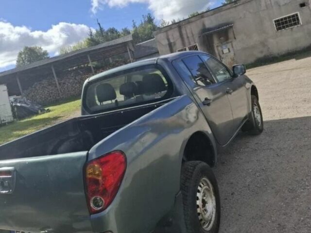 Зелений Міцубісі Л 200, об'ємом двигуна 0 л та пробігом 231 тис. км за 5484 $, фото 1 на Automoto.ua