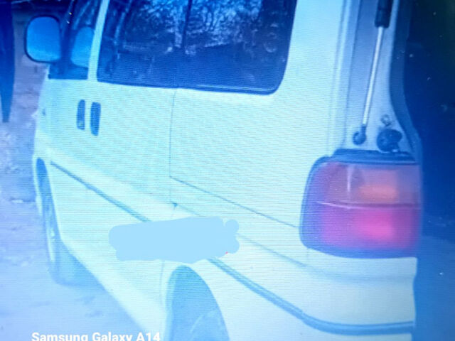 Белый Мицубиси Л 400, объемом двигателя 2.5 л и пробегом 360 тыс. км за 2700 $, фото 1 на Automoto.ua