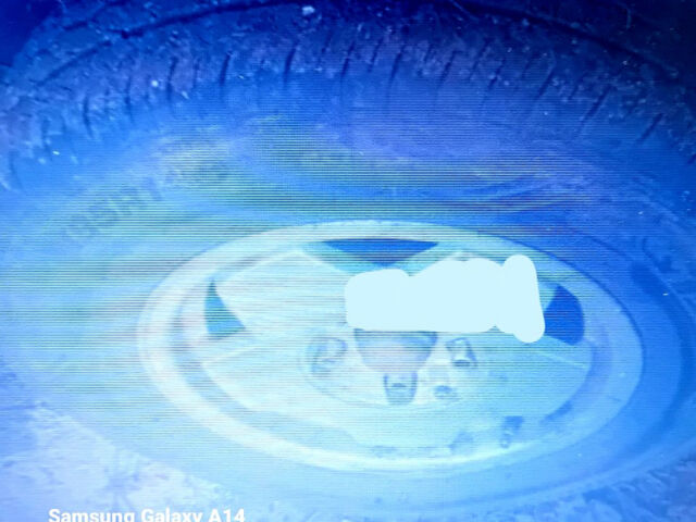 Белый Мицубиси Л 400, объемом двигателя 2.5 л и пробегом 360 тыс. км за 2700 $, фото 2 на Automoto.ua