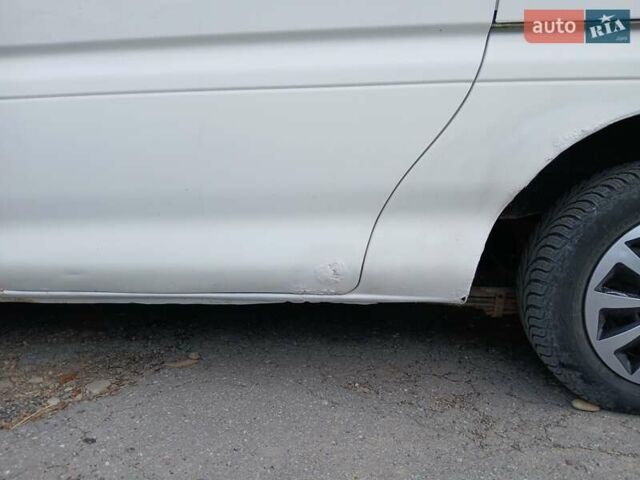 Белый Мицубиси Л 400, объемом двигателя 2.48 л и пробегом 323 тыс. км за 3300 $, фото 10 на Automoto.ua