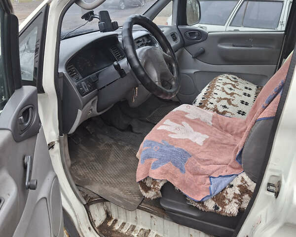 Белый Мицубиси Л 400, объемом двигателя 2.48 л и пробегом 326 тыс. км за 6800 $, фото 11 на Automoto.ua