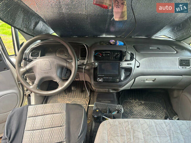 Білий Міцубісі Л 400, об'ємом двигуна 2.48 л та пробігом 315 тис. км за 3333 $, фото 5 на Automoto.ua