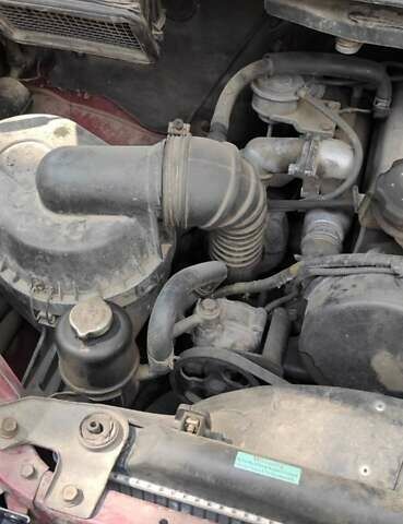 Красный Мицубиси Л 400, объемом двигателя 2.48 л и пробегом 290 тыс. км за 2800 $, фото 1 на Automoto.ua