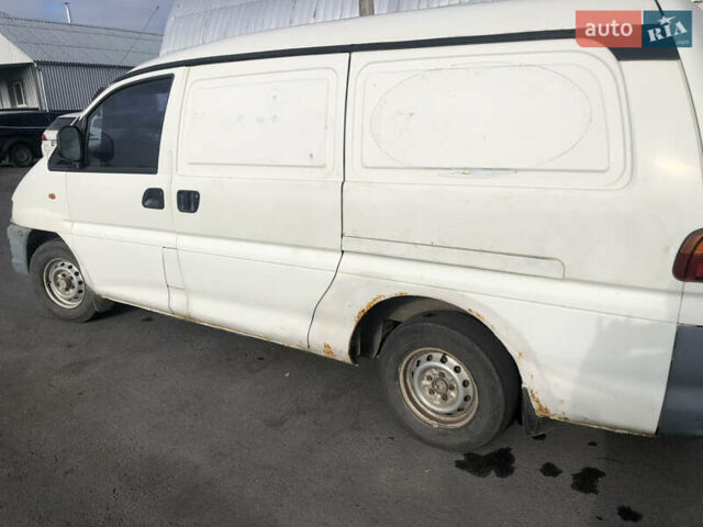 Мицубиси Л 400, объемом двигателя 2.5 л и пробегом 400 тыс. км за 1000 $, фото 4 на Automoto.ua