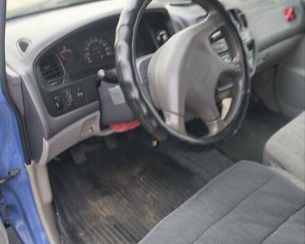 Синий Мицубиси Л 400, объемом двигателя 2.48 л и пробегом 310 тыс. км за 3700 $, фото 3 на Automoto.ua