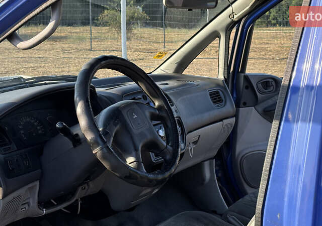 Синий Мицубиси Л 400, объемом двигателя 2.48 л и пробегом 347 тыс. км за 3800 $, фото 10 на Automoto.ua