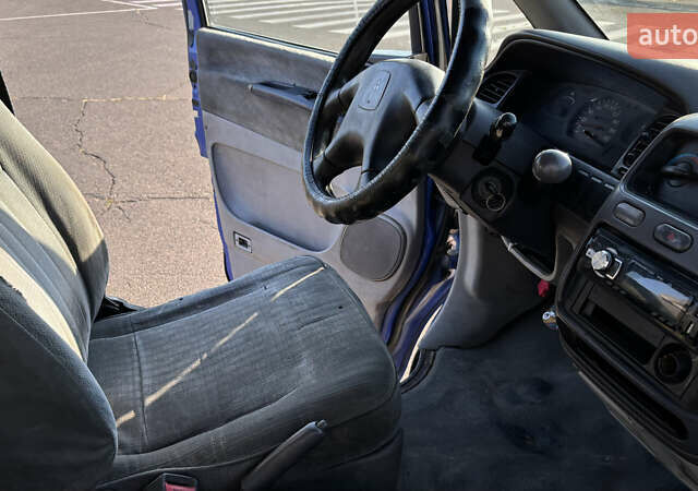 Синий Мицубиси Л 400, объемом двигателя 2.48 л и пробегом 347 тыс. км за 3800 $, фото 24 на Automoto.ua