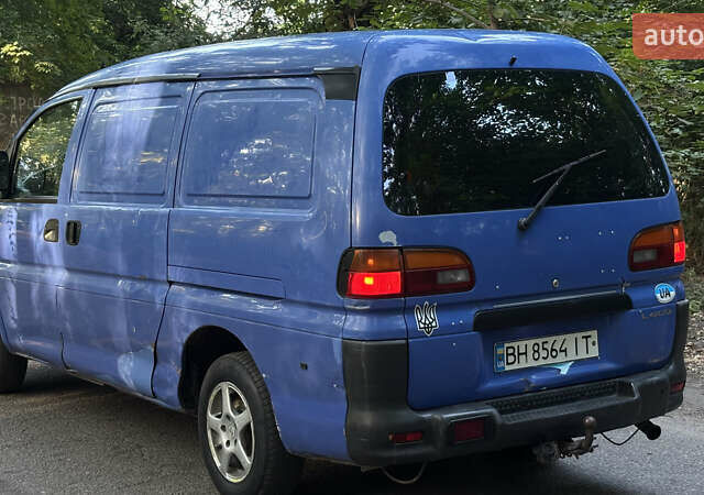 Синий Мицубиси Л 400, объемом двигателя 2.48 л и пробегом 347 тыс. км за 3800 $, фото 4 на Automoto.ua