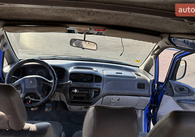 Синий Мицубиси Л 400, объемом двигателя 2.48 л и пробегом 347 тыс. км за 3800 $, фото 11 на Automoto.ua