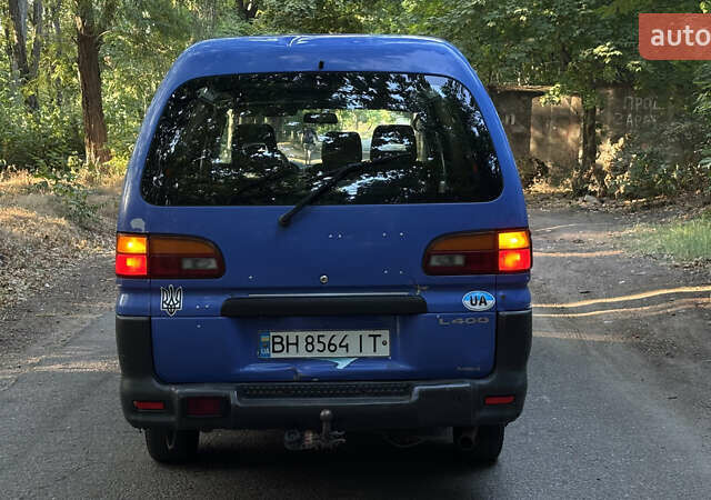 Синий Мицубиси Л 400, объемом двигателя 2.48 л и пробегом 347 тыс. км за 3800 $, фото 8 на Automoto.ua