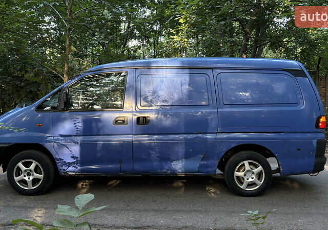 Синий Мицубиси Л 400, объемом двигателя 2.48 л и пробегом 347 тыс. км за 3800 $, фото 7 на Automoto.ua