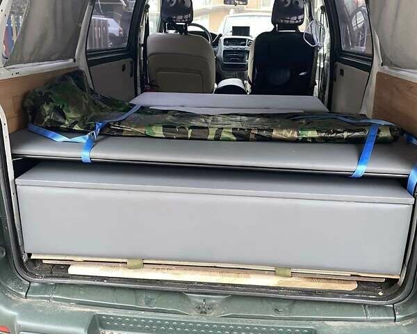 Зелений Міцубісі Л 400, об'ємом двигуна 2.5 л та пробігом 290 тис. км за 6230 $, фото 9 на Automoto.ua