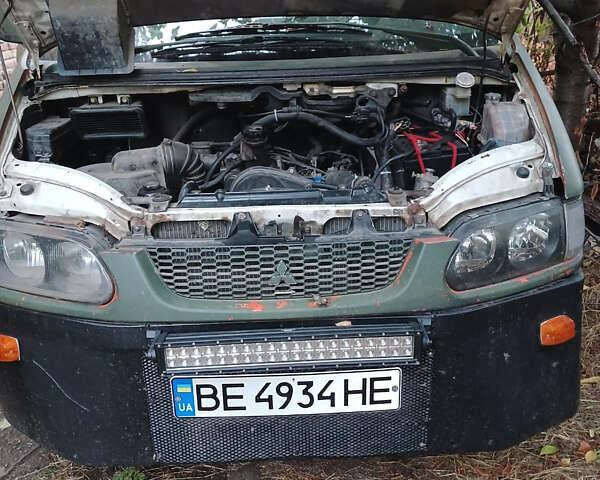 Оранжевый Мицубиси Л 400, объемом двигателя 2.48 л и пробегом 430 тыс. км за 3000 $, фото 3 на Automoto.ua