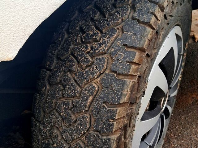 Білий Міцубісі Л300, об'ємом двигуна 2 л та пробігом 50 тис. км за 700 $, фото 5 на Automoto.ua