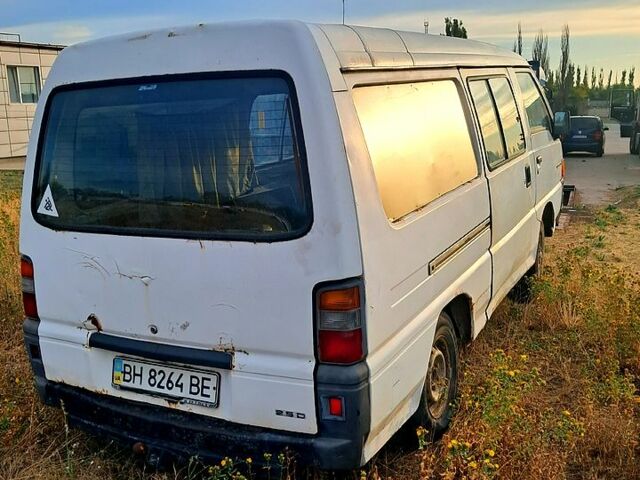 Мицубиси Л300, объемом двигателя 2.5 л и пробегом 200 тыс. км за 500 $, фото 5 на Automoto.ua