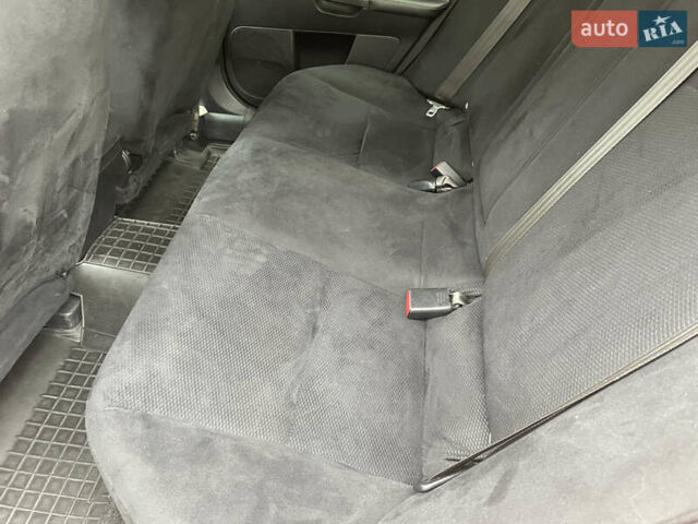 Красный Мицубиси Лансер Эволюшн, объемом двигателя 2 л и пробегом 110 тыс. км за 17000 $, фото 3 на Automoto.ua