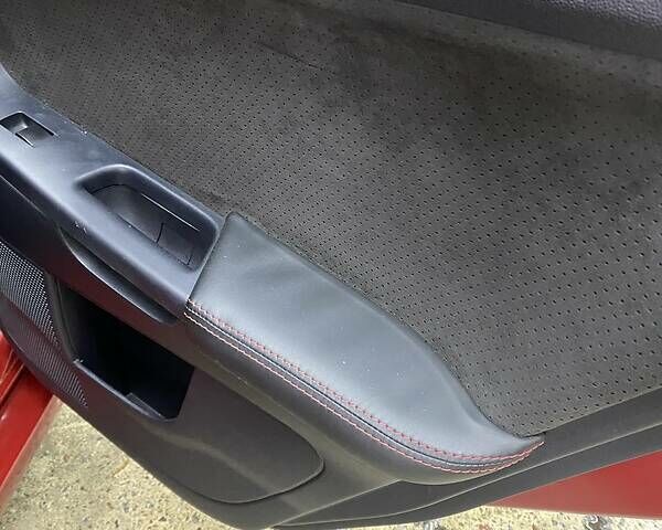 Красный Мицубиси Лансер Эволюшн, объемом двигателя 2 л и пробегом 56 тыс. км за 29000 $, фото 30 на Automoto.ua