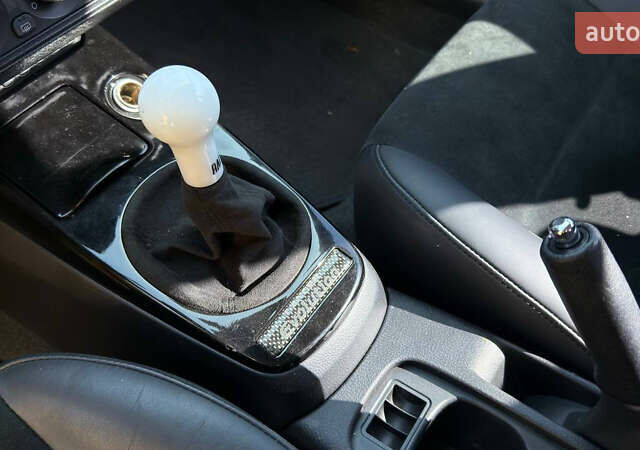 Жовтий Міцубісі Лансер Еволюшн, об'ємом двигуна 2 л та пробігом 124 тис. км за 32000 $, фото 25 на Automoto.ua