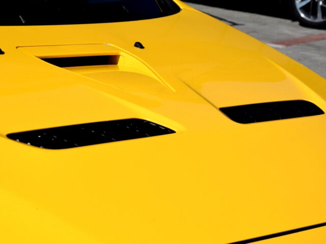 Жовтий Міцубісі Лансер Еволюшн, об'ємом двигуна 2 л та пробігом 180 тис. км за 24999 $, фото 13 на Automoto.ua