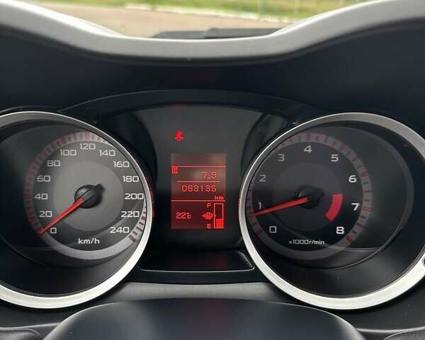 Серый Мицубиси Лансер Эволюшн, объемом двигателя 1.5 л и пробегом 63 тыс. км за 9900 $, фото 10 на Automoto.ua