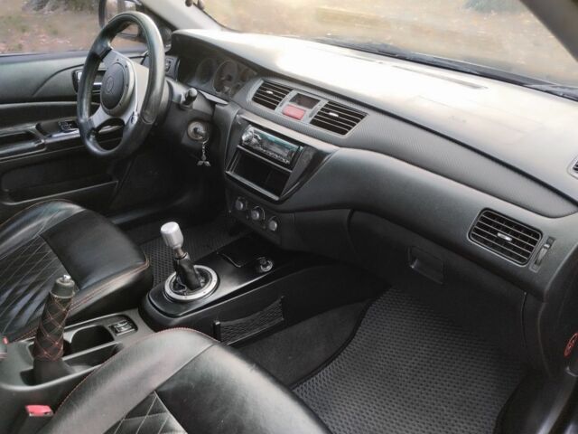 Черный Мицубиси Лансер Спортбэк, объемом двигателя 2 л и пробегом 219 тыс. км за 3999 $, фото 18 на Automoto.ua