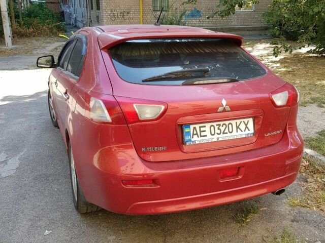 Червоний Міцубісі Лансер Спортбек, об'ємом двигуна 1.8 л та пробігом 180 тис. км за 5600 $, фото 4 на Automoto.ua