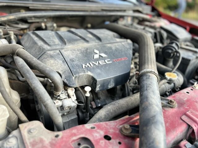 Червоний Міцубісі Лансер Спортбек, об'ємом двигуна 2 л та пробігом 130 тис. км за 7500 $, фото 7 на Automoto.ua