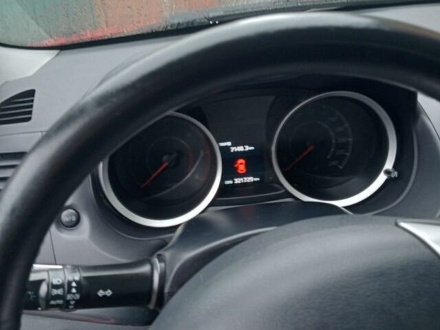 Красный Мицубиси Лансер Спортбэк, объемом двигателя 1.8 л и пробегом 318 тыс. км за 6850 $, фото 16 на Automoto.ua