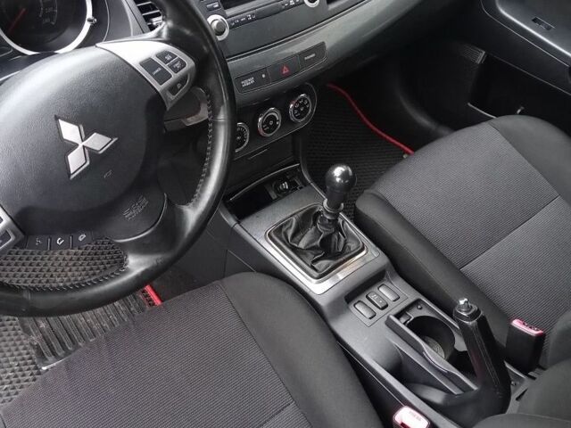 Красный Мицубиси Лансер Спортбэк, объемом двигателя 1.8 л и пробегом 318 тыс. км за 6850 $, фото 14 на Automoto.ua