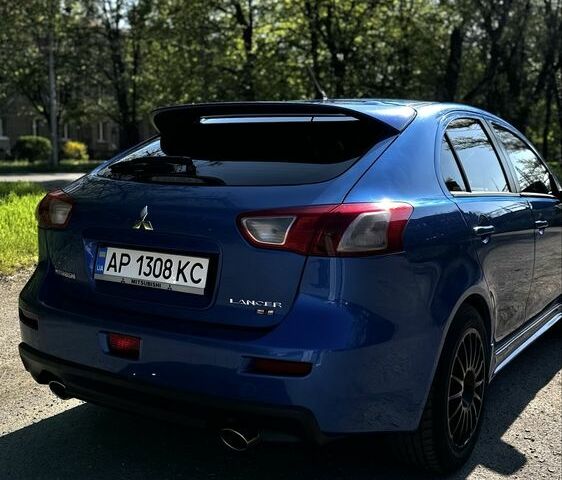 Синій Міцубісі Лансер Спортбек, об'ємом двигуна 2 л та пробігом 185 тис. км за 7499 $, фото 1 на Automoto.ua