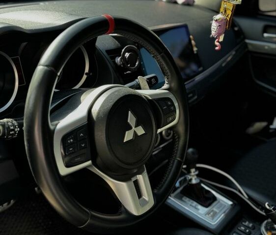 Синій Міцубісі Лансер Спортбек, об'ємом двигуна 2 л та пробігом 185 тис. км за 7499 $, фото 3 на Automoto.ua