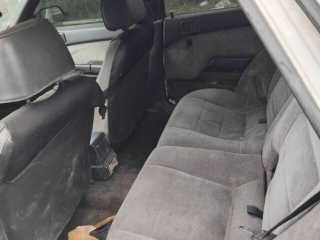 Белый Мицубиси Лансер, объемом двигателя 1.8 л и пробегом 86 тыс. км за 700 $, фото 6 на Automoto.ua