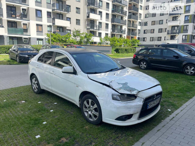 Білий Міцубісі Lancer, об'ємом двигуна 1.5 л та пробігом 280 тис. км за 3500 $, фото 3 на Automoto.ua