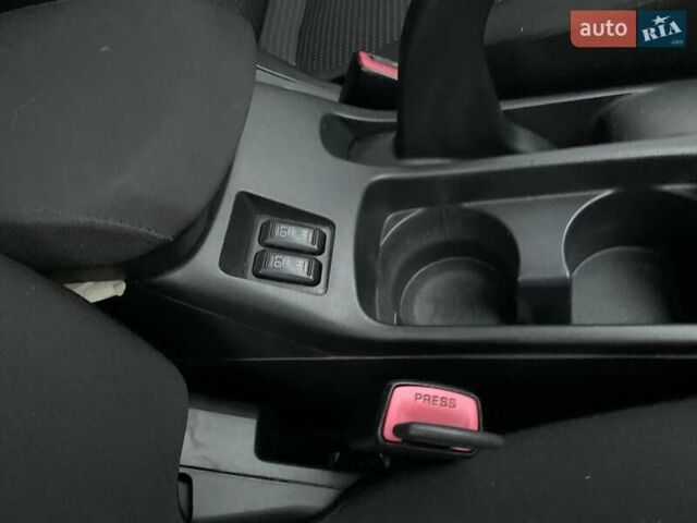 Белый Мицубиси Лансер, объемом двигателя 1.8 л и пробегом 214 тыс. км за 7000 $, фото 12 на Automoto.ua