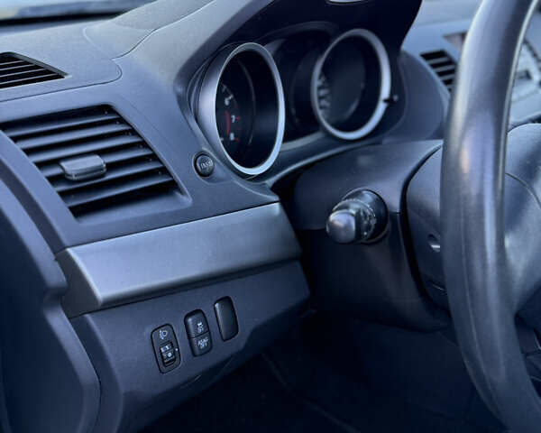 Білий Міцубісі Lancer, об'ємом двигуна 1.6 л та пробігом 207 тис. км за 7200 $, фото 8 на Automoto.ua