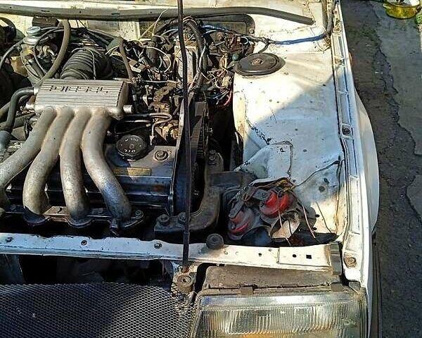 Мицубиси Лансер 1987 в Запорожье на Automoto.ua Белый Мицубиси Лансер, объемом двигателя 1.8 л и пробегом 270 тыс. км за 520 $, фото 4 на Automoto.ua
