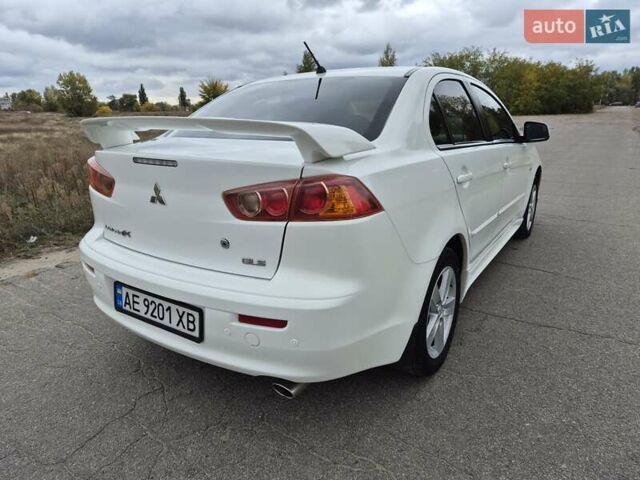Міцубісі Lancer 2007 у Павлограде на Automoto.ua Білий Міцубісі Lancer, об'ємом двигуна 2 л та пробігом 62 тис. км за 7200 $, фото 3 на Automoto.ua