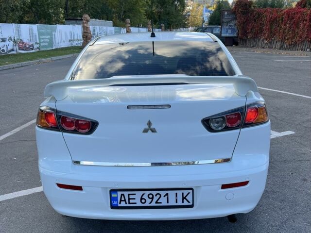 Мицубиси Лансер 2008 в Днепре (Днепропетровске) на Automoto.ua Белый Мицубиси Лансер, объемом двигателя 2 л и пробегом 200 тыс. км за 7500 $, фото 3 на Automoto.ua