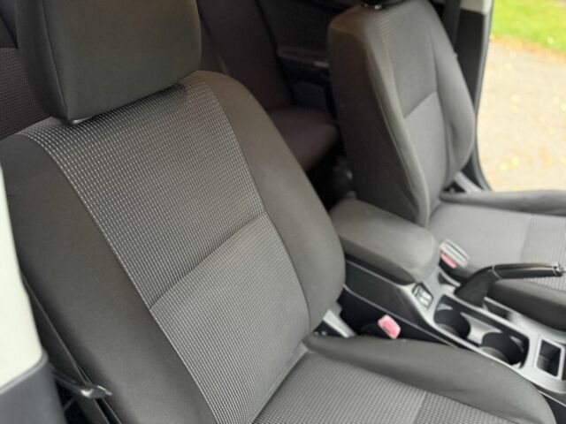 Белый Мицубиси Лансер, объемом двигателя 1.5 л и пробегом 265 тыс. км за 5600 $, фото 14 на Automoto.ua