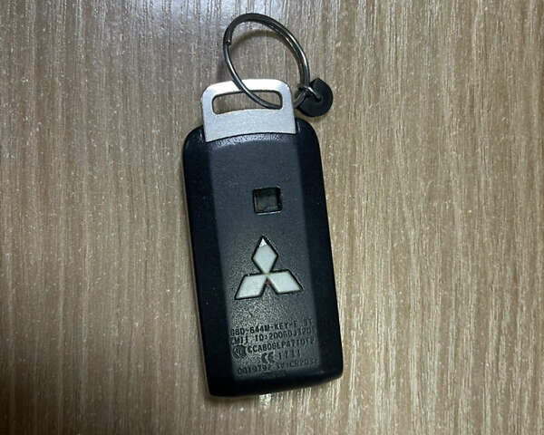 Белый Мицубиси Лансер, объемом двигателя 2 л и пробегом 220 тыс. км за 6000 $, фото 20 на Automoto.ua