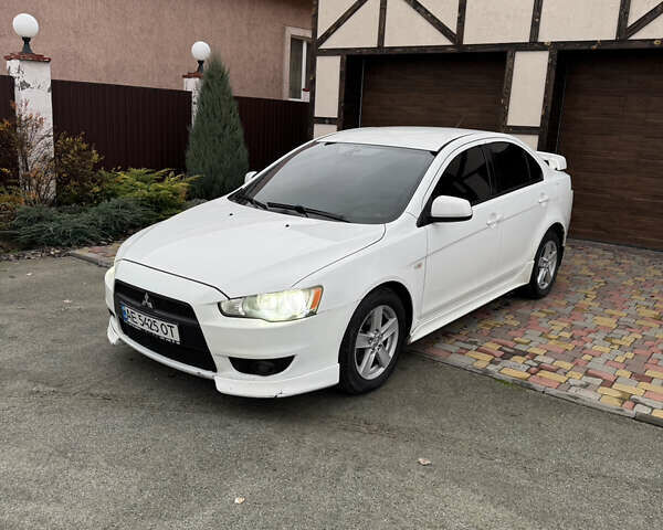 Білий Міцубісі Lancer, об'ємом двигуна 2 л та пробігом 269 тис. км за 6000 $, фото 1 на Automoto.ua