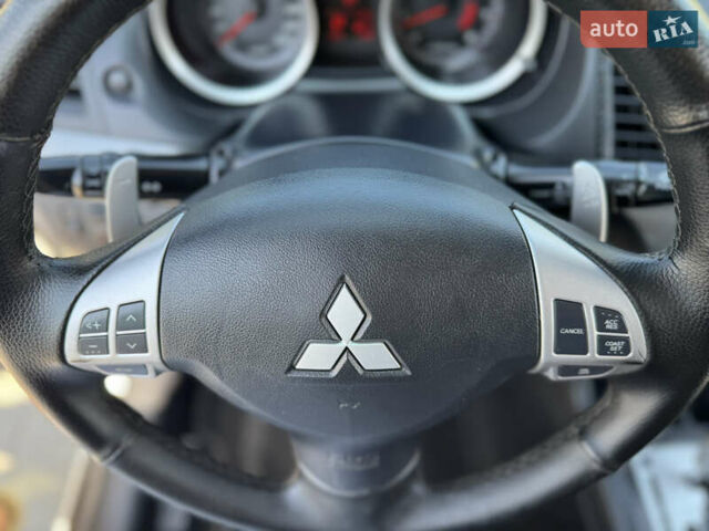 Білий Міцубісі Lancer, об'ємом двигуна 2 л та пробігом 163 тис. км за 6500 $, фото 28 на Automoto.ua